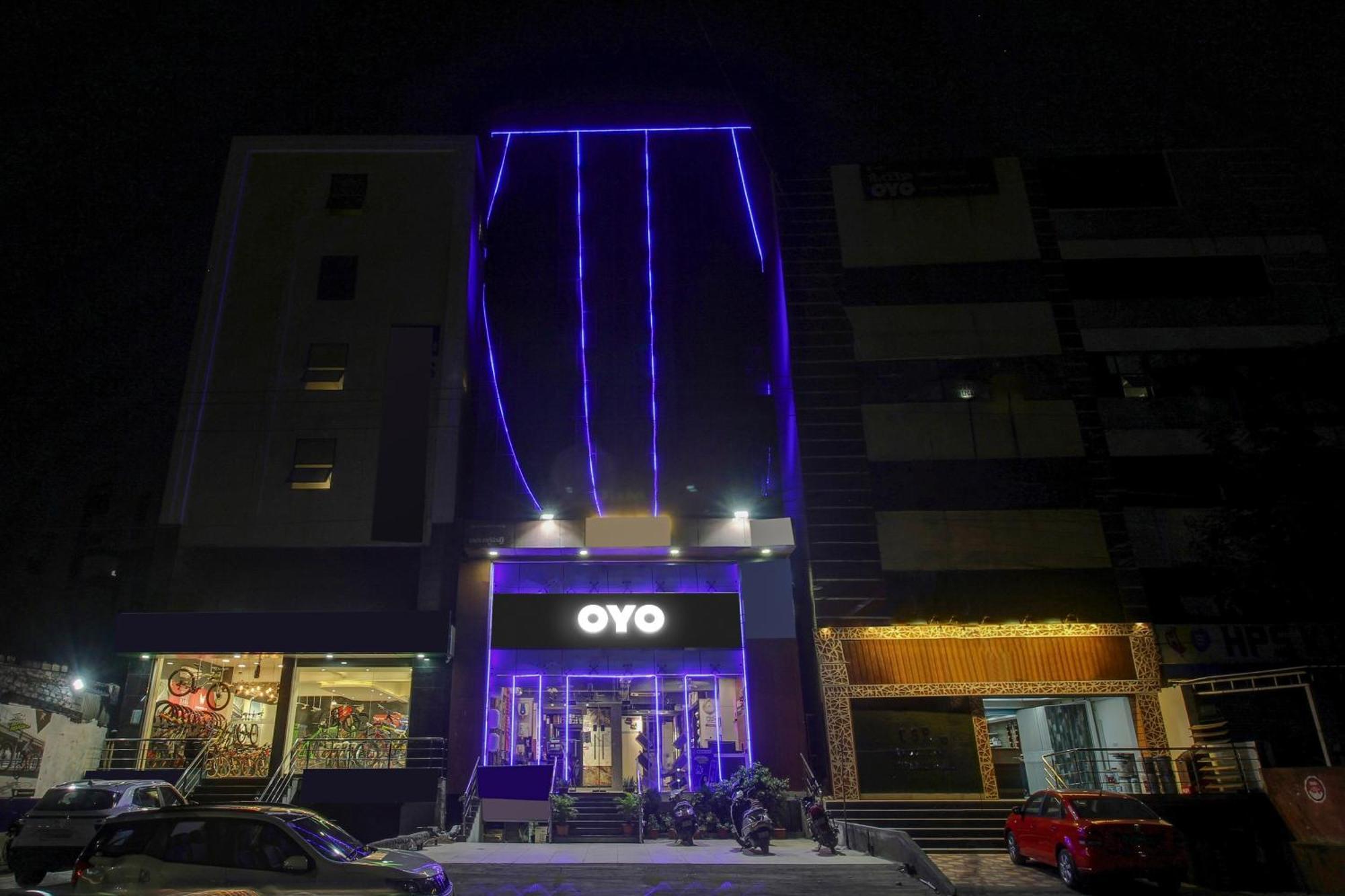Collection O Galaxy Suites Haydarabad Dış mekan fotoğraf